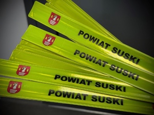 opaski odblaskowe z napisem powiat suski
