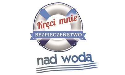 Zdjęcie akcji bezpiecznie nad wodą przedstawiające koło ratunkowe oraz napis Kręci mnie bezpieczeństwo nad wodą.