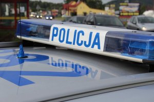 policja napis na radiowozie