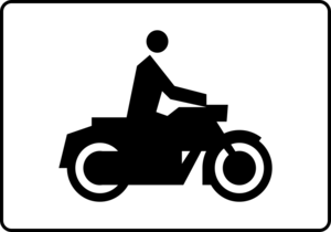 zdjęcie przedstawiające czarna postać na motocyklu na białym tle